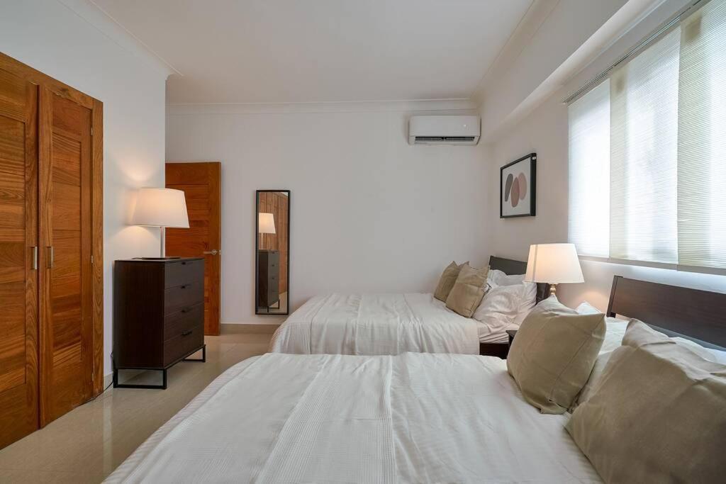 Escape Apartments, Balcony, Pool, Gym & Spa In La Julia Santo Domingo Exterior foto