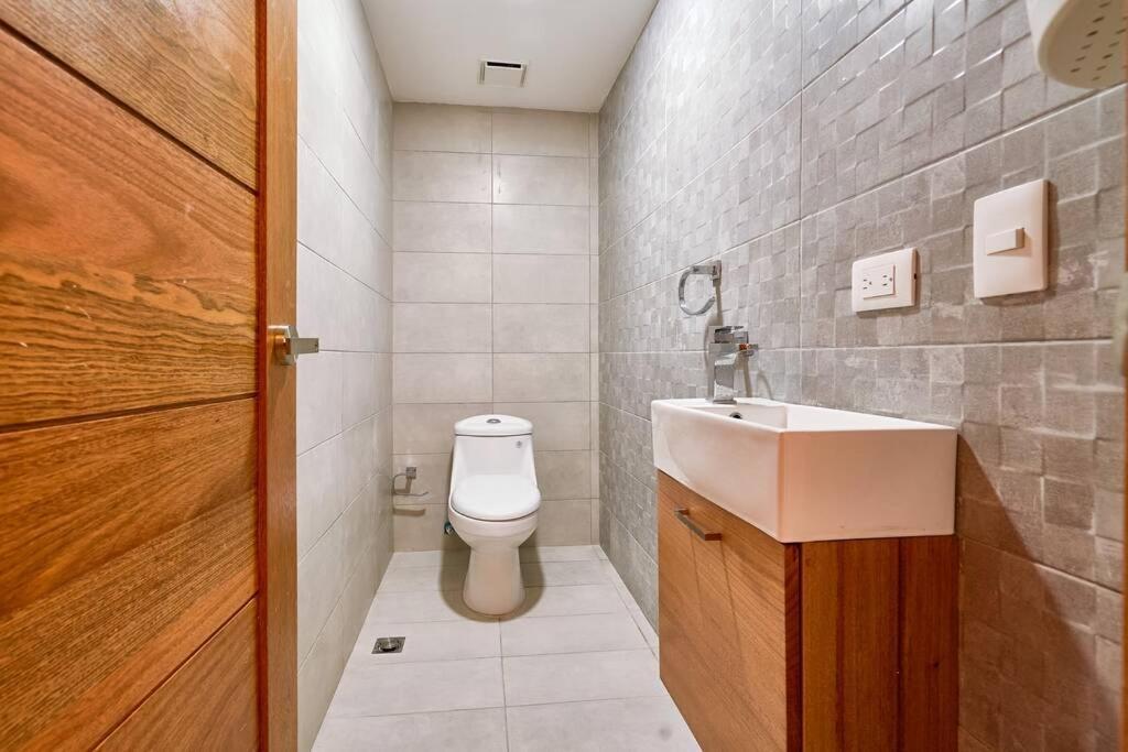 Escape Apartments, Balcony, Pool, Gym & Spa In La Julia Santo Domingo Exterior foto